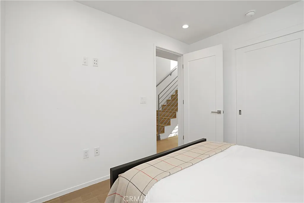 Additional image 24 of 5409 W Wilshire Vista Lane, Los Angeles, CA 90019