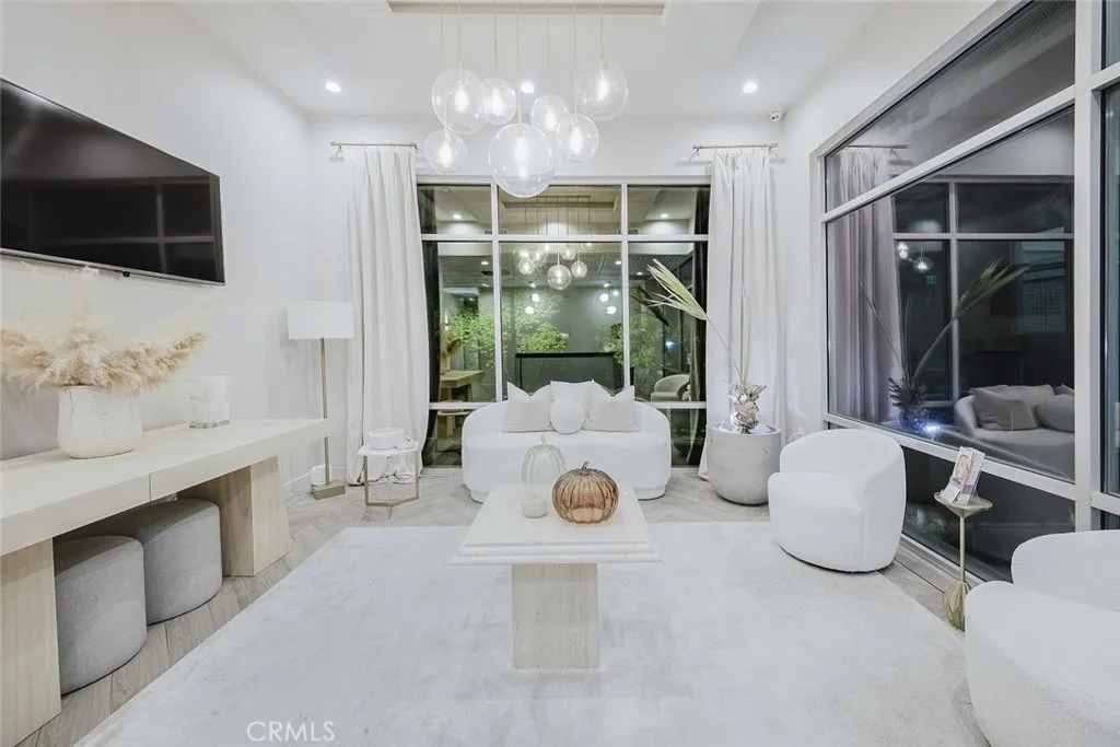 Additional image 4 of W Burbank Boulevard, Burbank, CA 91506