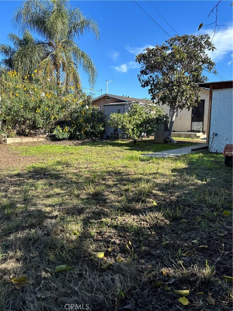 Additional image 75 of 1343 S La Verne Avenue, East Los Angeles, CA 90022