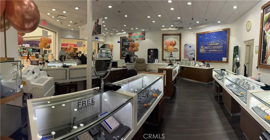 Additional image 55 of 217 Stonewood Street Unit B13, Downey, CA 90241