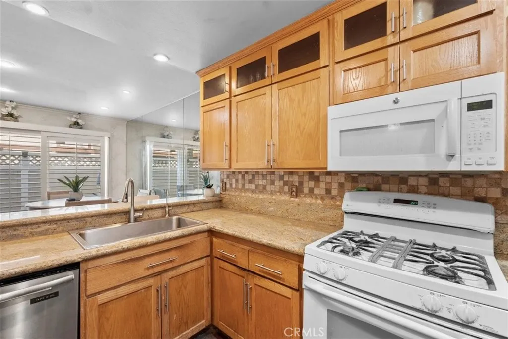 Additional image 14 of 8939 Gallatin Rd Unit 47, Pico Rivera, CA 90660