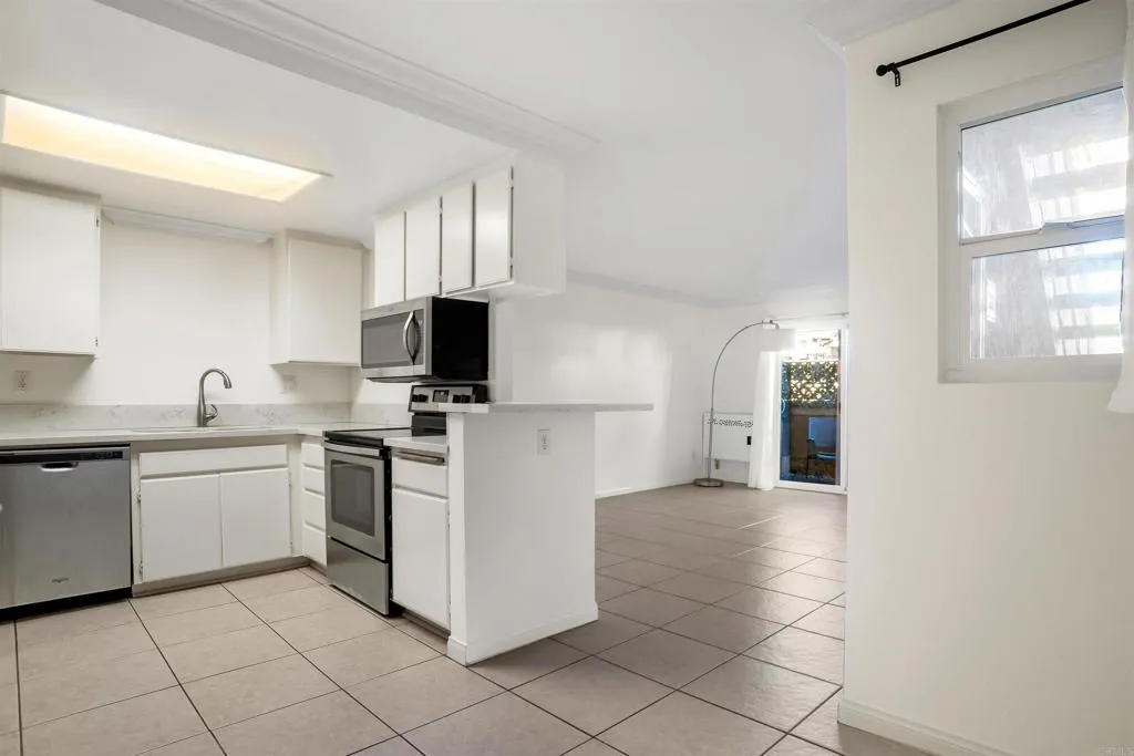 Additional image 21 of 211 Woodland Pkwy, San Marcos, CA 92069