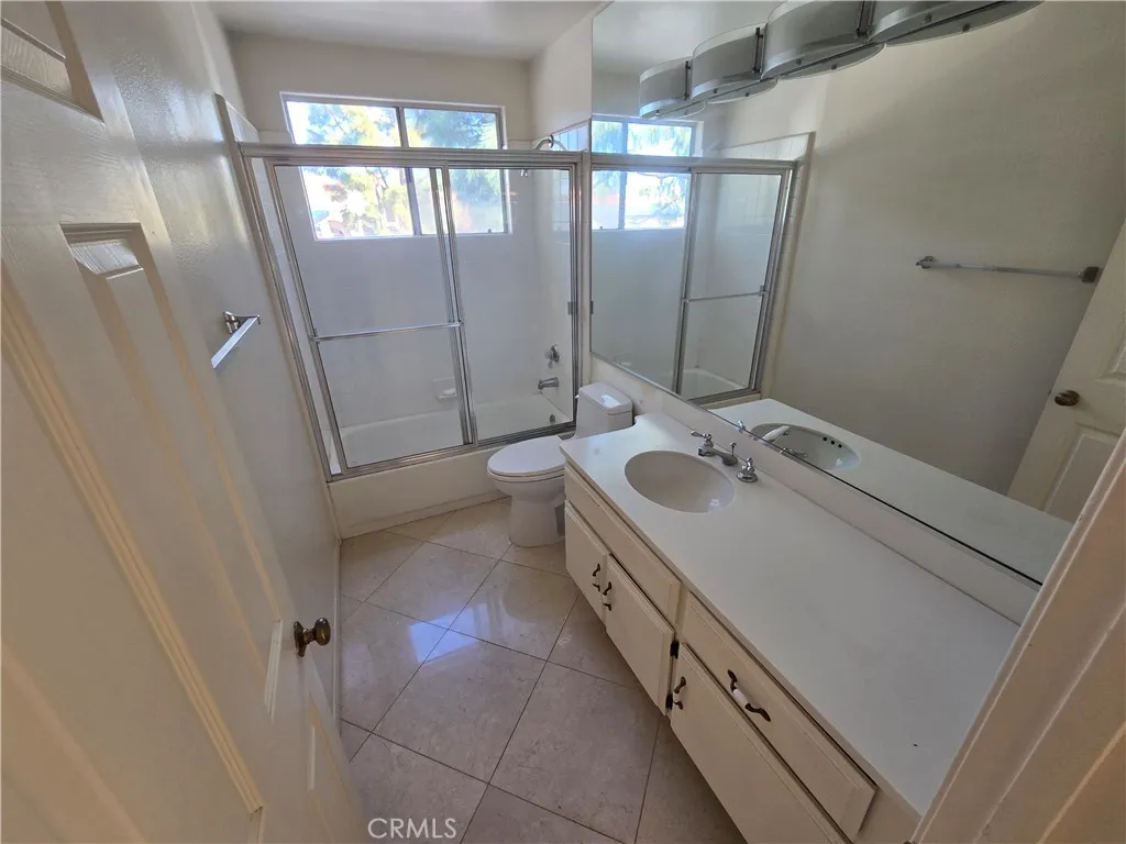 Additional image 40 of 18 Laconia, Irvine, CA 92614