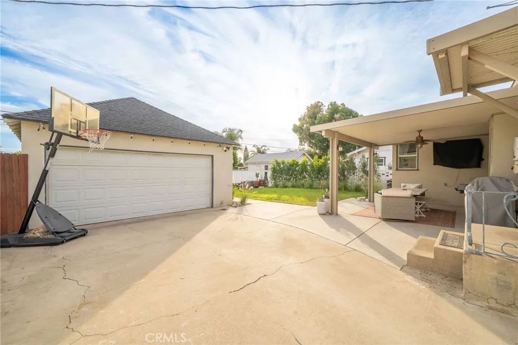 Additional image 66 of 614 E J Street, Ontario, CA 91764