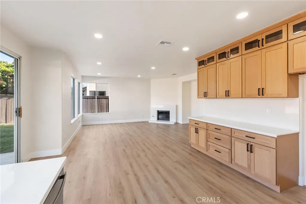 Additional image 77 of 1015 E Deerfield St, Ontario, CA 91761