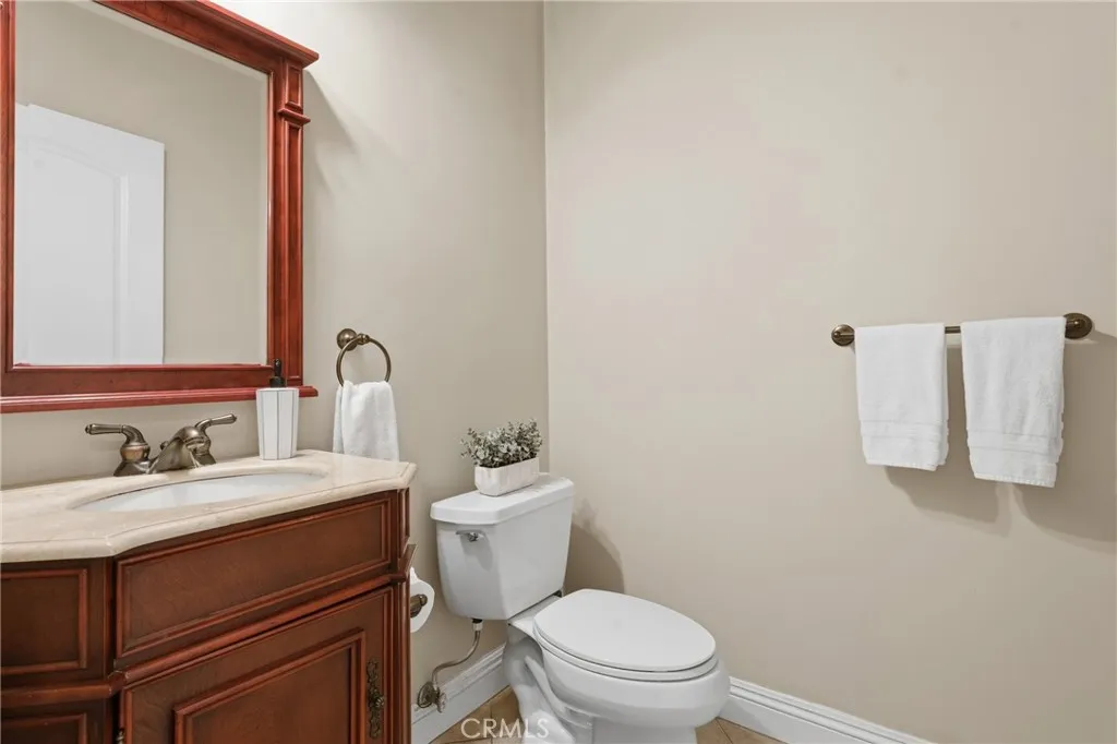 Additional image 55 of 22711 Collins Street, Woodland Hills, CA 91367