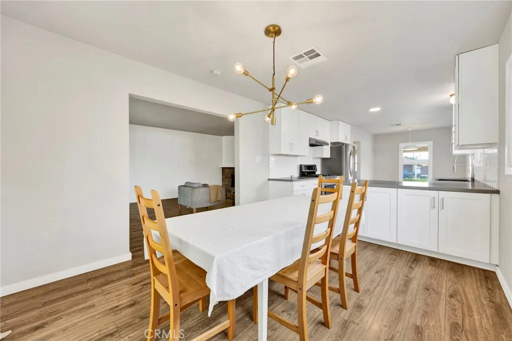 Additional image 17 of 14421 Cohasset Street, Van Nuys, CA 91405