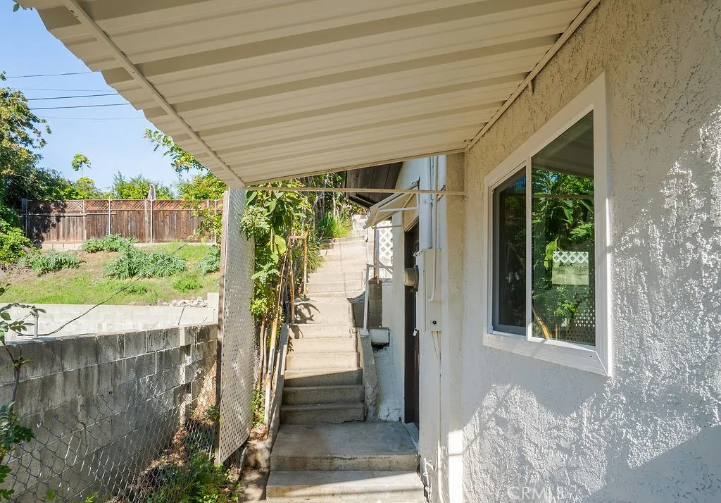 Additional image 101 of 5139 San Rafael, Los Angeles, CA 90042