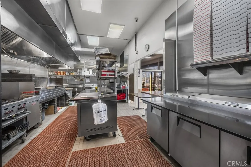 Additional image 33 of 12061 Strathern Street, North Hollywood, CA 91605