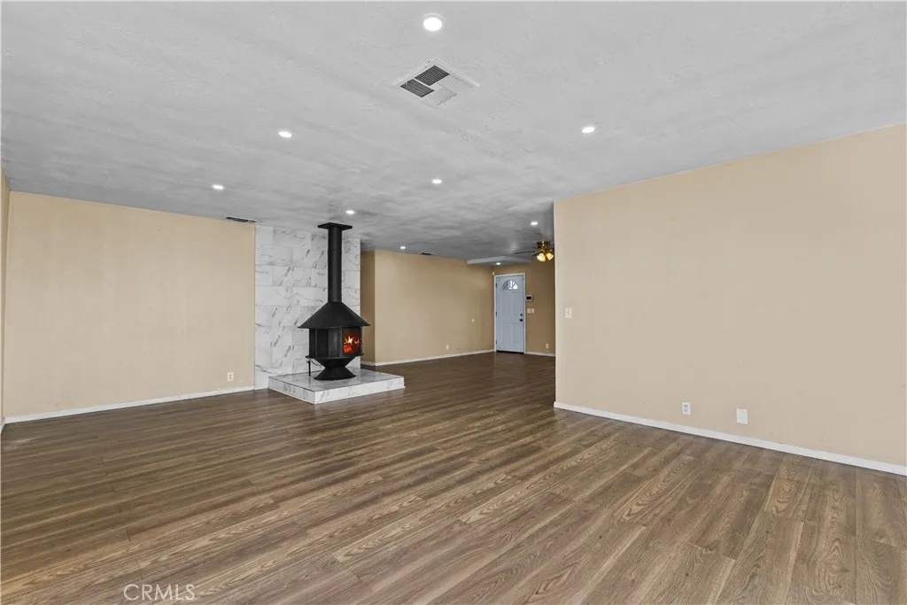 Additional image 9 of 8405 Buckthorn Ave, Hesperia, CA 92345