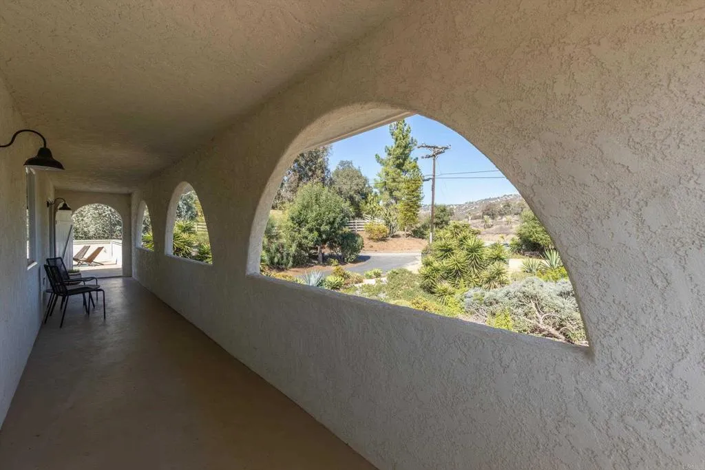 Additional image 117 of 1530 Windsong Lane, Escondido, CA 92026