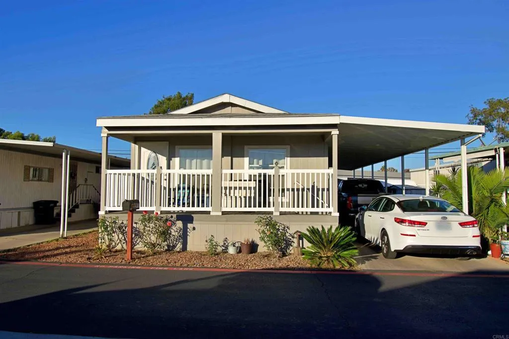 Additional image 2 of 2950 Iris Avenue Unit 33, San Diego, CA 92154