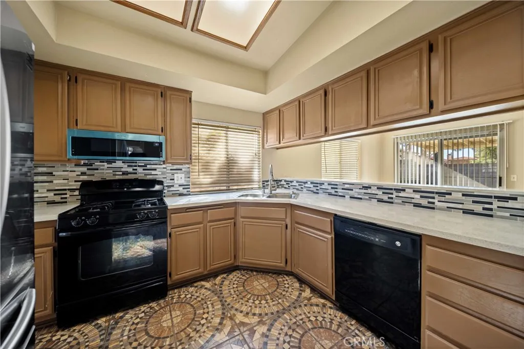 Additional image 28 of 43815 Silver Bow Road, Lancaster, CA 93535