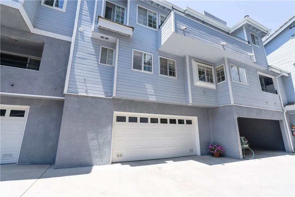 Additional image 23 of 23169 Mulholland Dr Unit 3, Woodland Hills, CA 91364