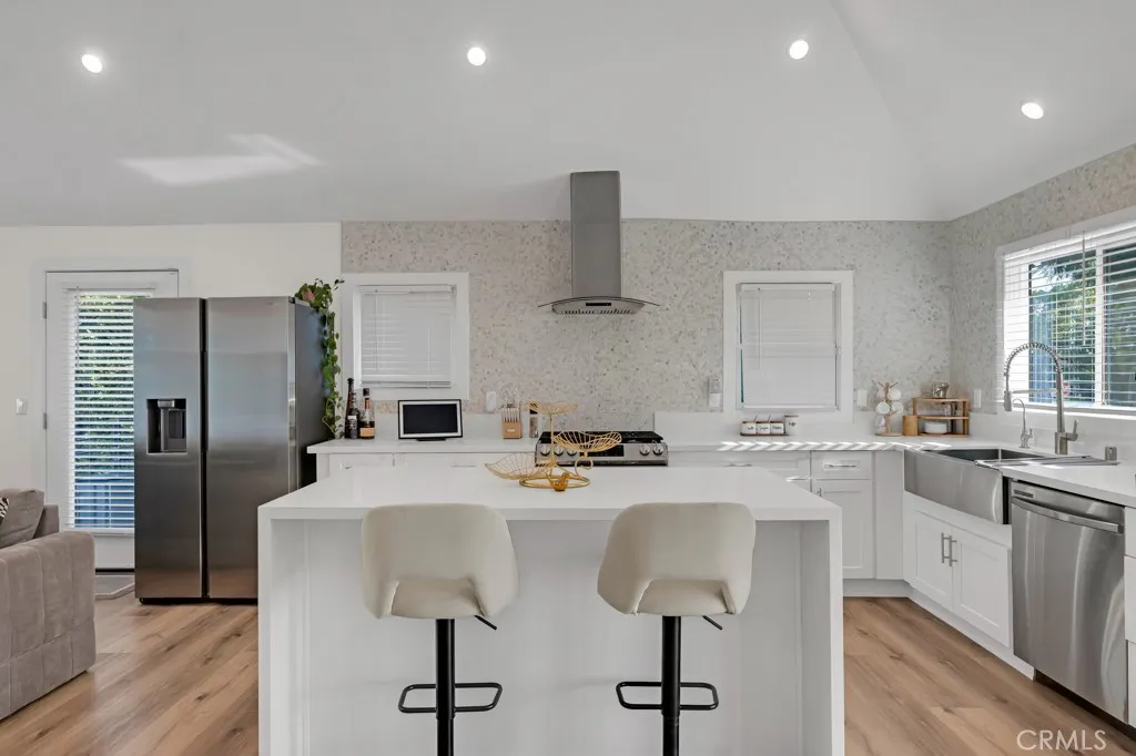 Additional image 11 of 1911 W Kenneth Rd, Glendale, CA 91201