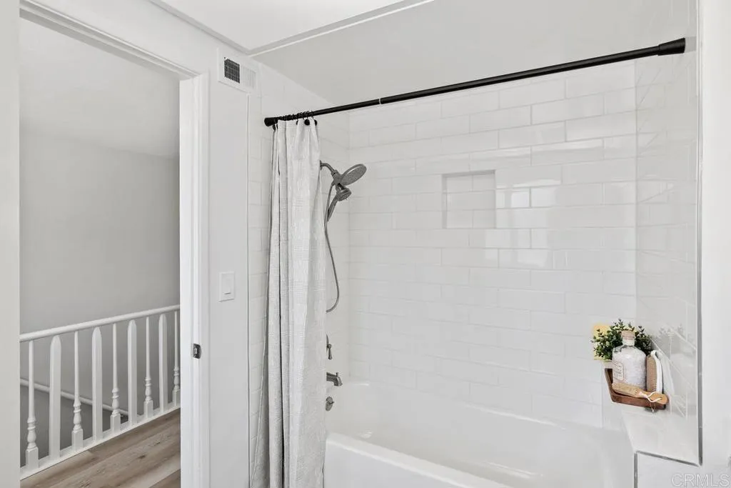 Additional image 72 of 3542 Governor Drive, San Diego, CA 92122