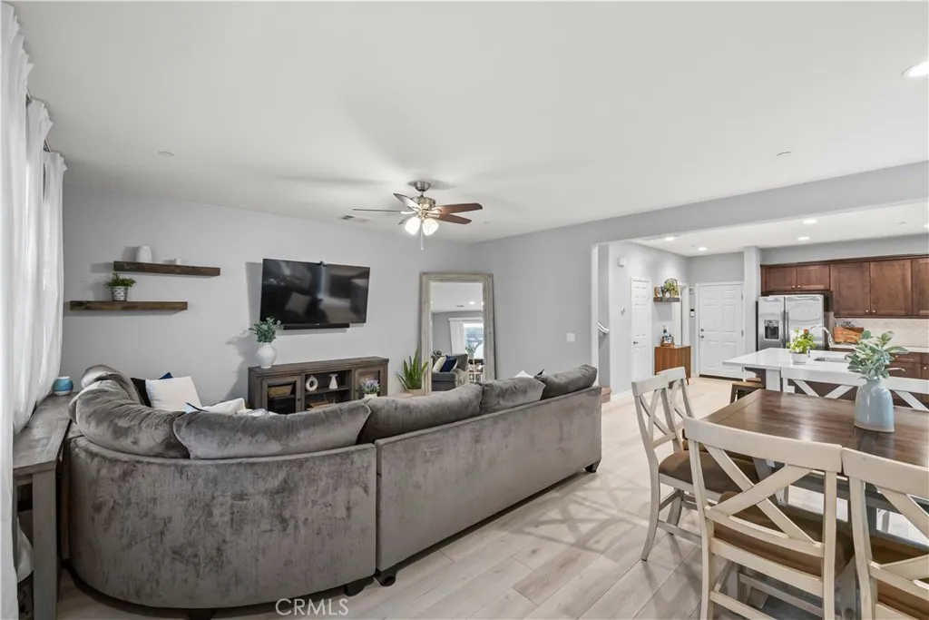 Additional image 7 of 692 S Brampton Ave, Rialto, CA 92376