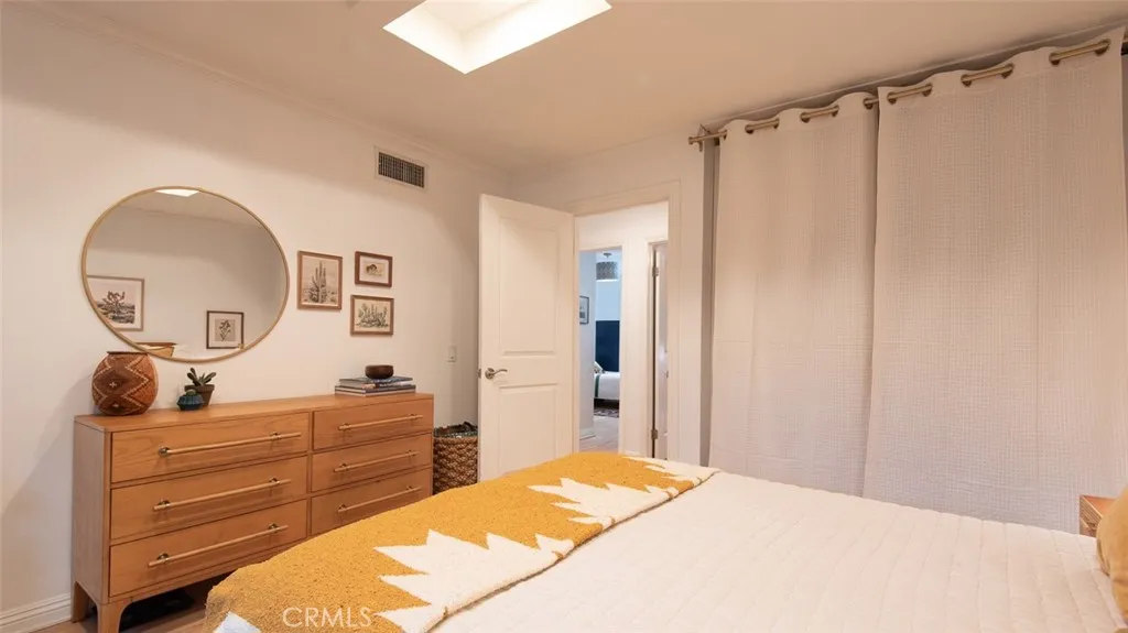 Additional image 59 of 28916 Valley Heights Dr, Agoura Hills, CA 91301