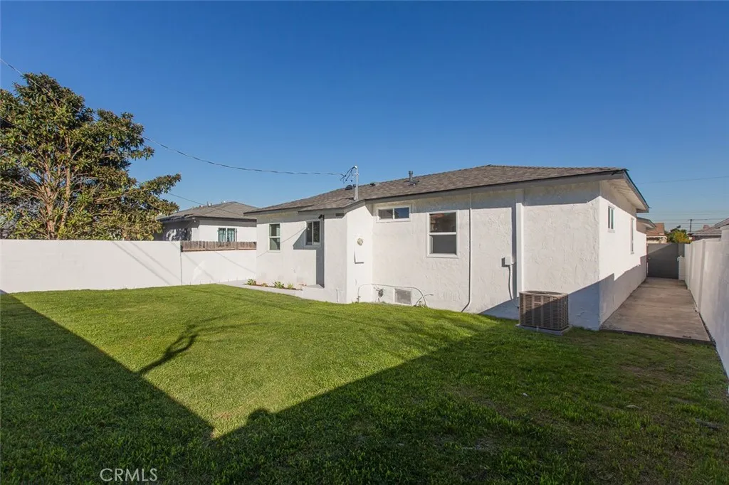 Additional image 74 of 425 S Cliveden Avenue, Compton, CA 90220