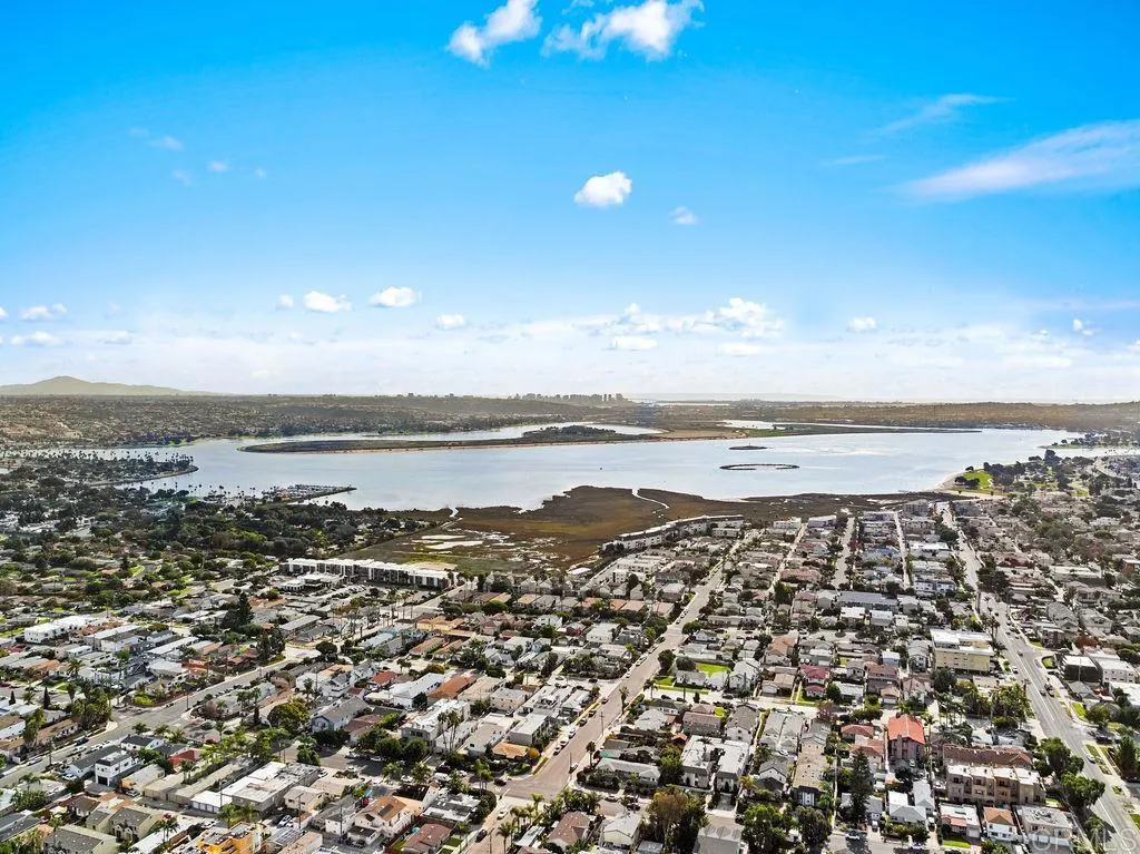 Property image for 1775 Diamond Street Unit 330, San Diego, CA 92109