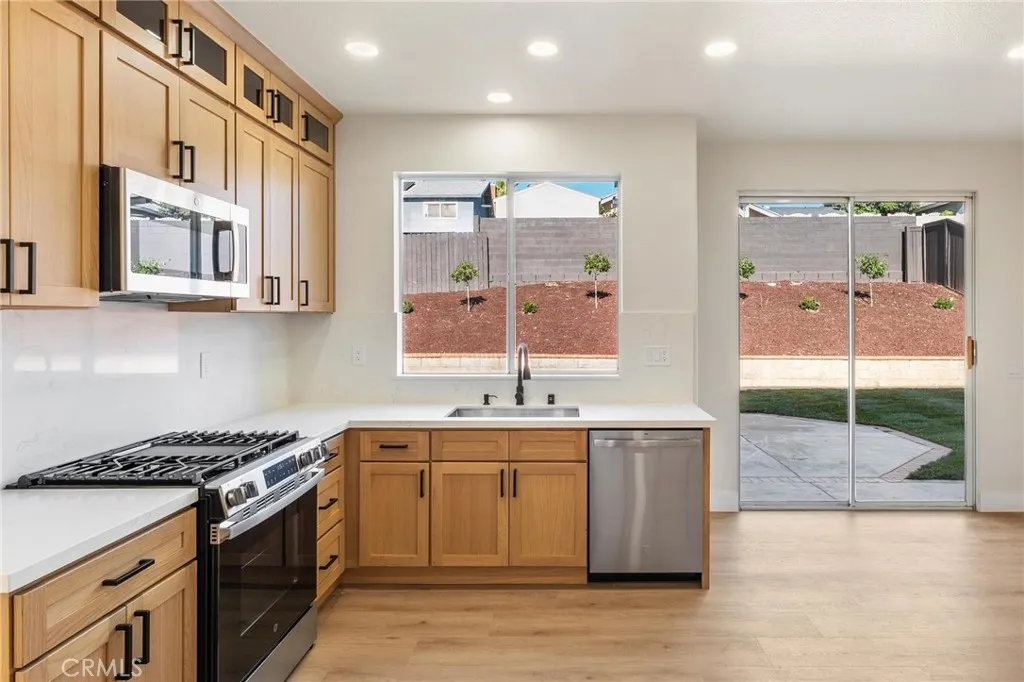 Additional image 73 of 1015 E Deerfield St, Ontario, CA 91761