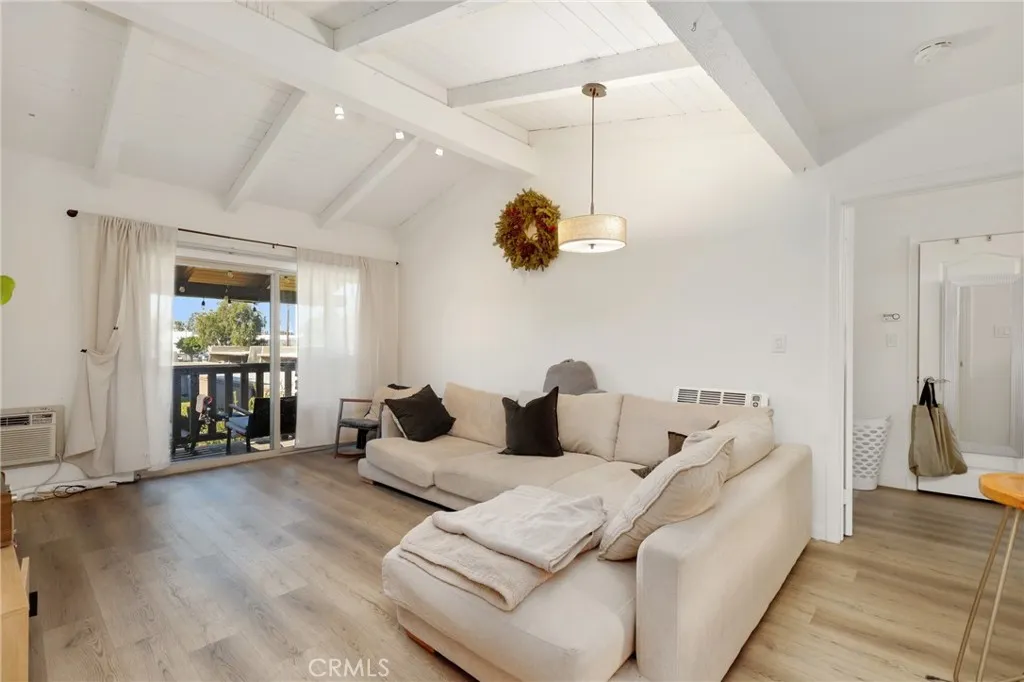 Additional image 9 of 1345 Cabrillo Park Drive Unit Q02, Santa Ana, CA 92701