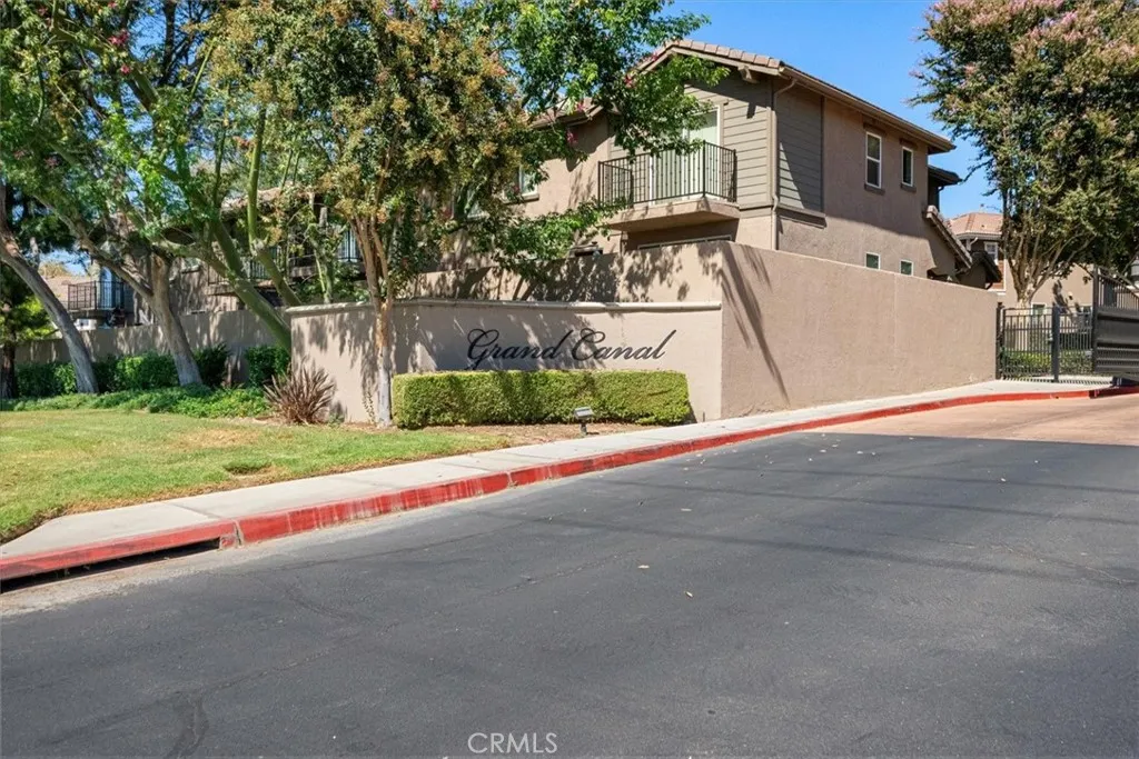 22528 Canal Circle, Grand Terrace, CA 92313