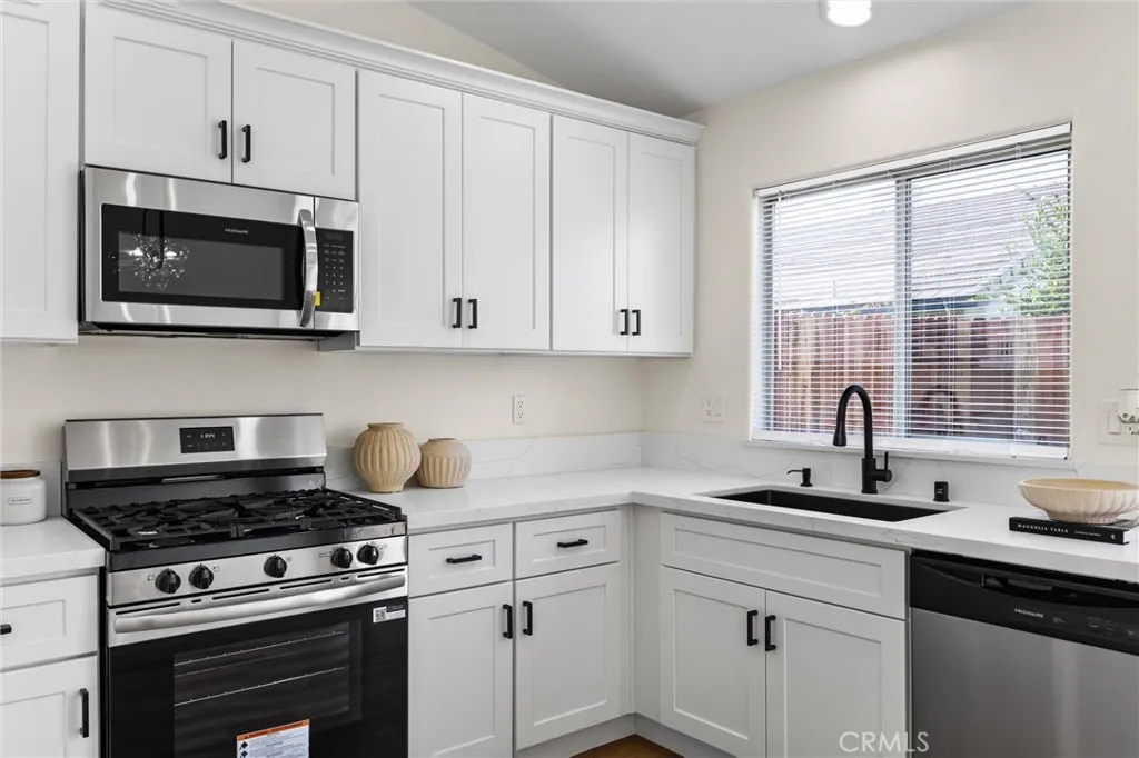 Additional image 11 of 3801 Amur Maple Drive, Bakersfield, CA 93311