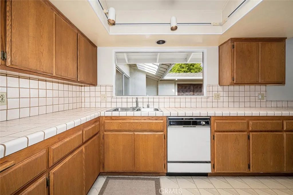 Additional image 84 of 11272 Wembley Road, Rossmoor, CA 90720