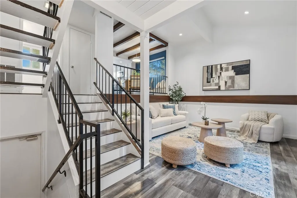 Additional image 51 of 13567 Valerio Street Unit F, Van Nuys, CA 91405