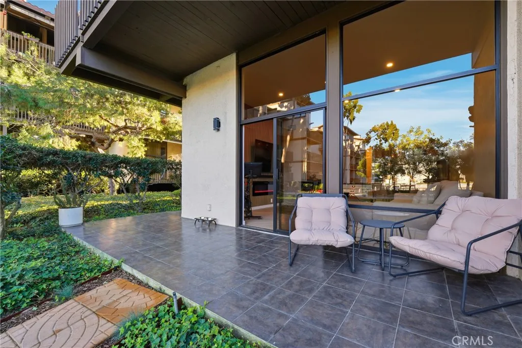 Additional image 32 of 8103 Marina Pacifica Dr N, Long Beach, CA 90803