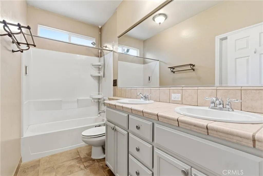 Additional image 93 of 2605 Hoyt Avenue, Tulare, CA 93274