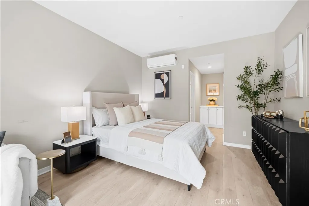 Additional image 54 of 115 Episode, Irvine, CA 92618