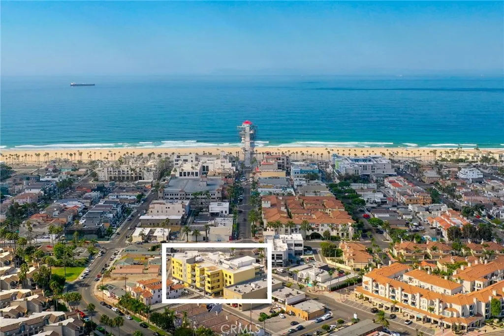 414 Main St. Unit 310, Huntington Beach, CA 92648