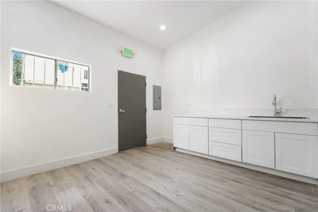 Additional image 37 of 5310 Laurel Canyon, Valley Village, CA 91607