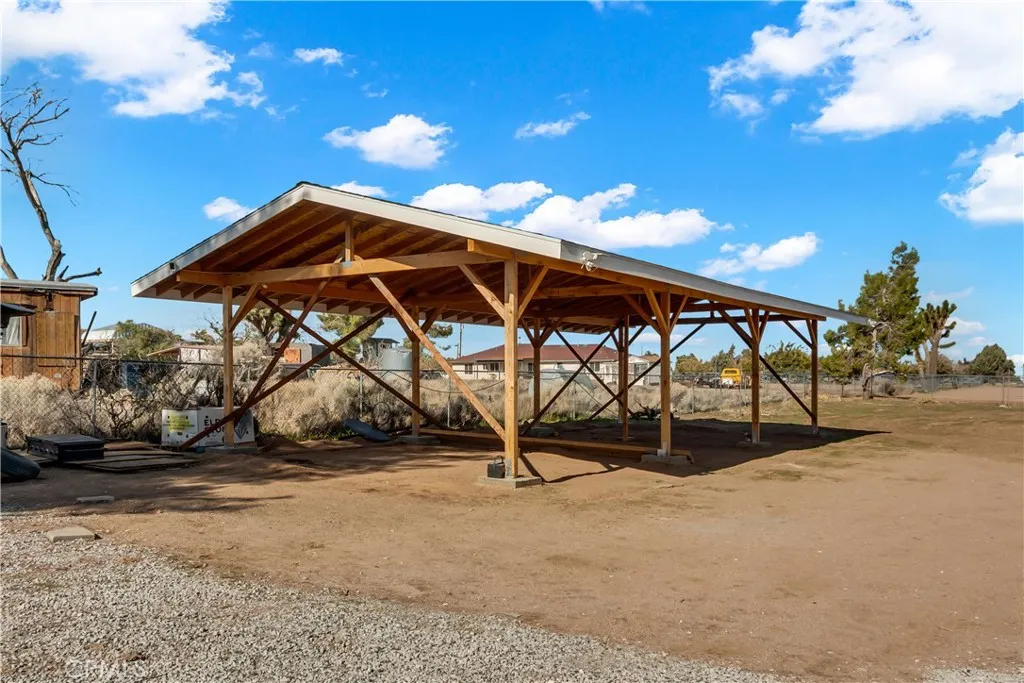 Additional image 95 of 9888 Trinity Rd, Oak Hills, CA 92344