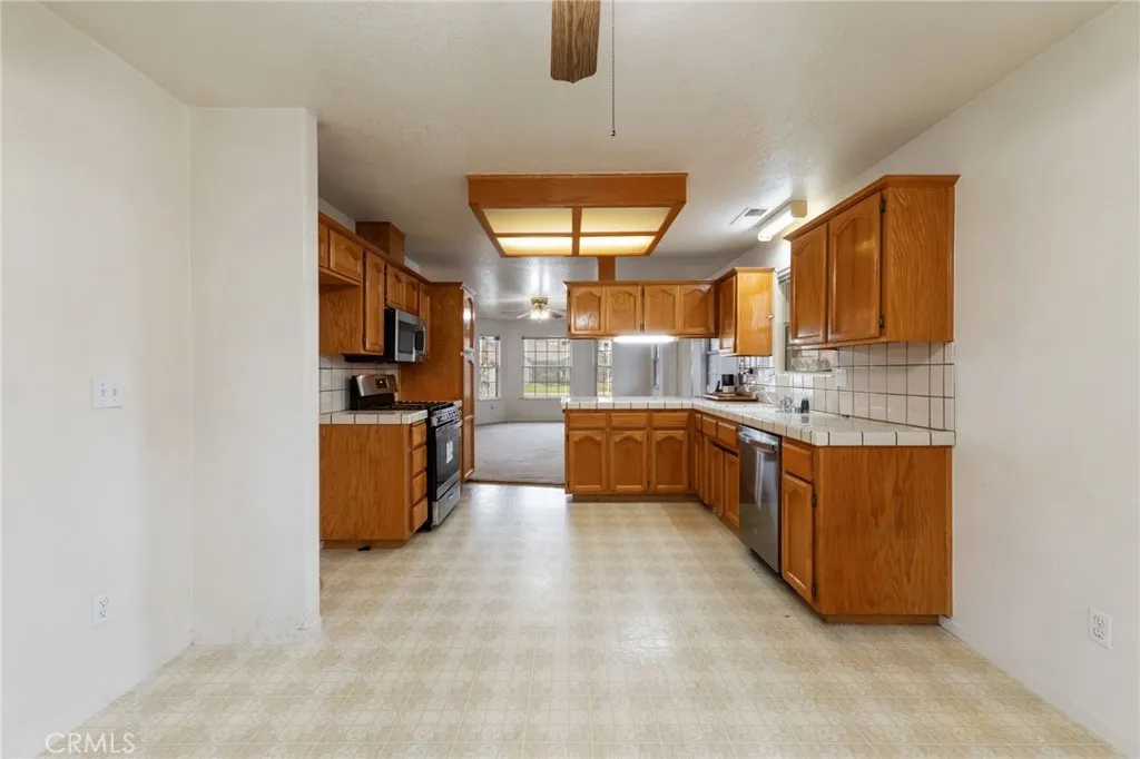 Additional image 14 of 952 Upp Court, Hanford, CA 93230