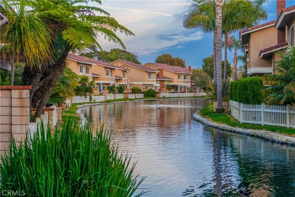 Additional image 62 of 21066 Poolside Ln, Huntington Beach, CA 92648