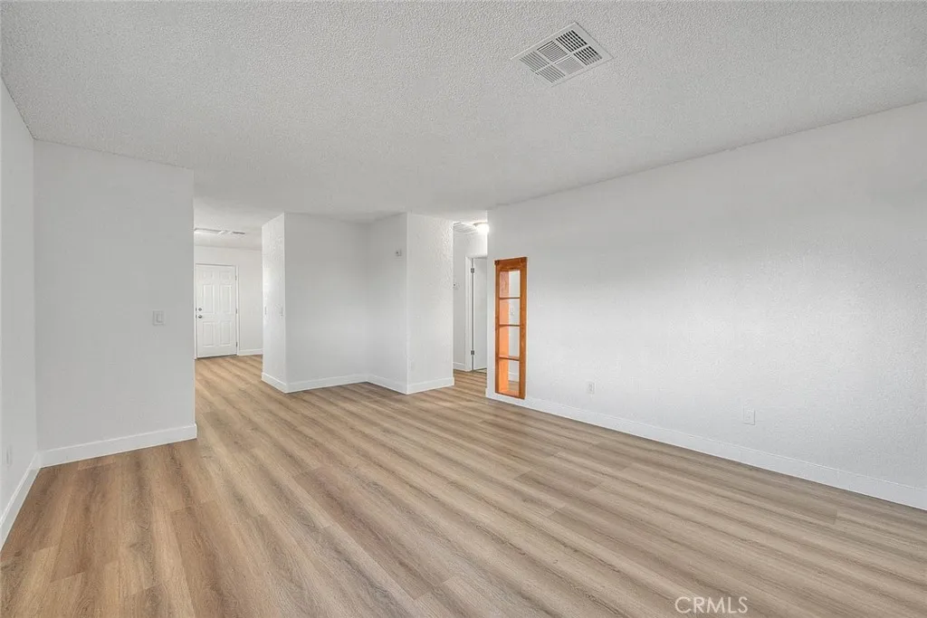 Additional image 12 of 22133 Thunderbird Rd, Apple Valley, CA 92307