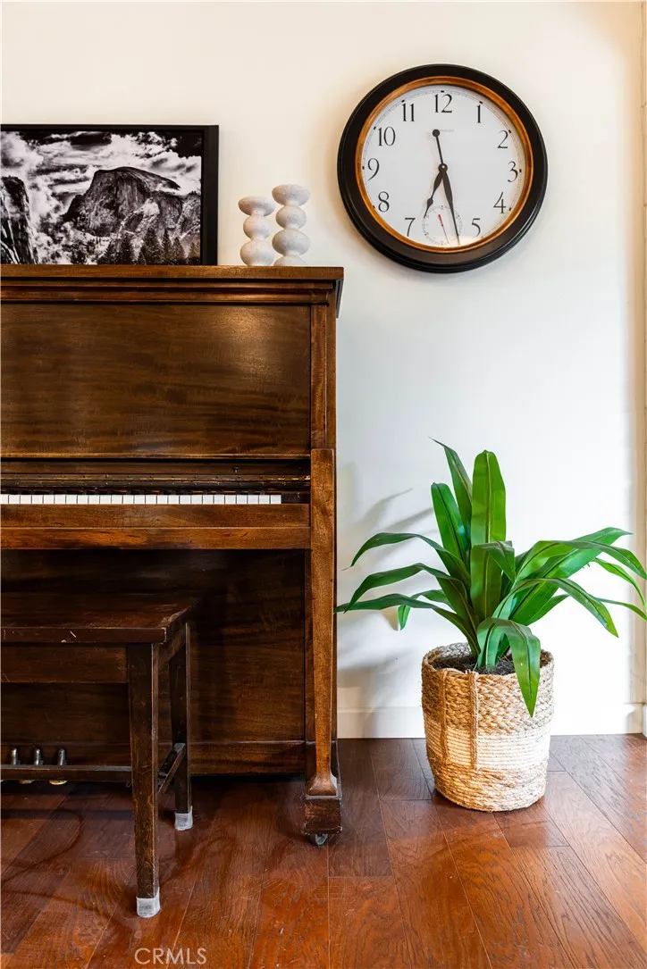 Additional image 64 of 1076 Norumbega Dr, Monrovia, CA 91016