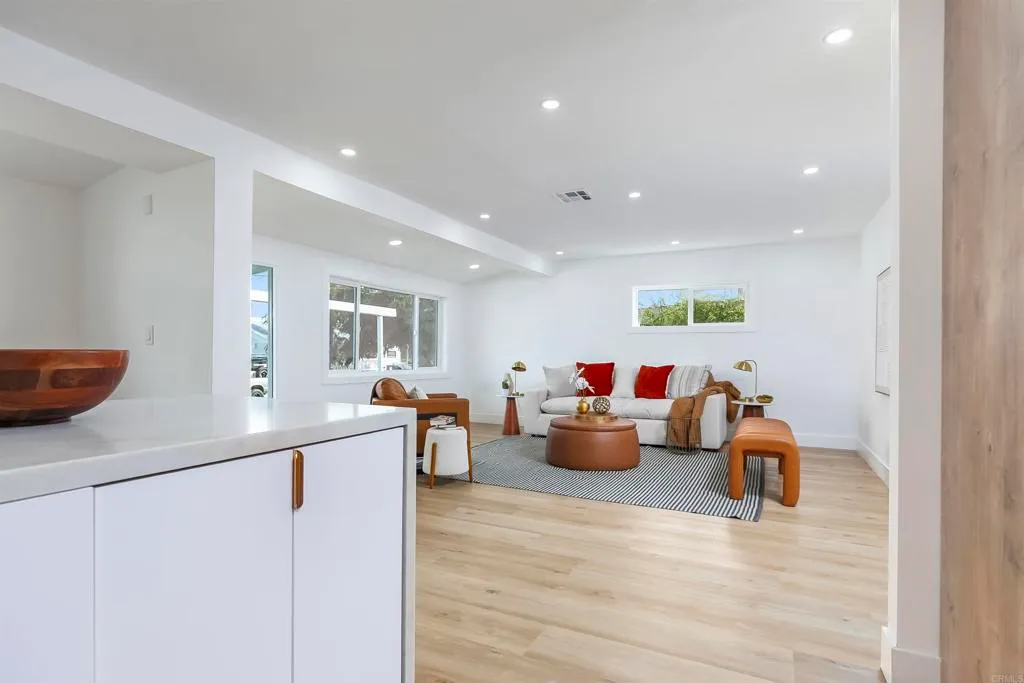 Additional image 18 of 3840 Tomahawk Lane, San Diego, CA 92117