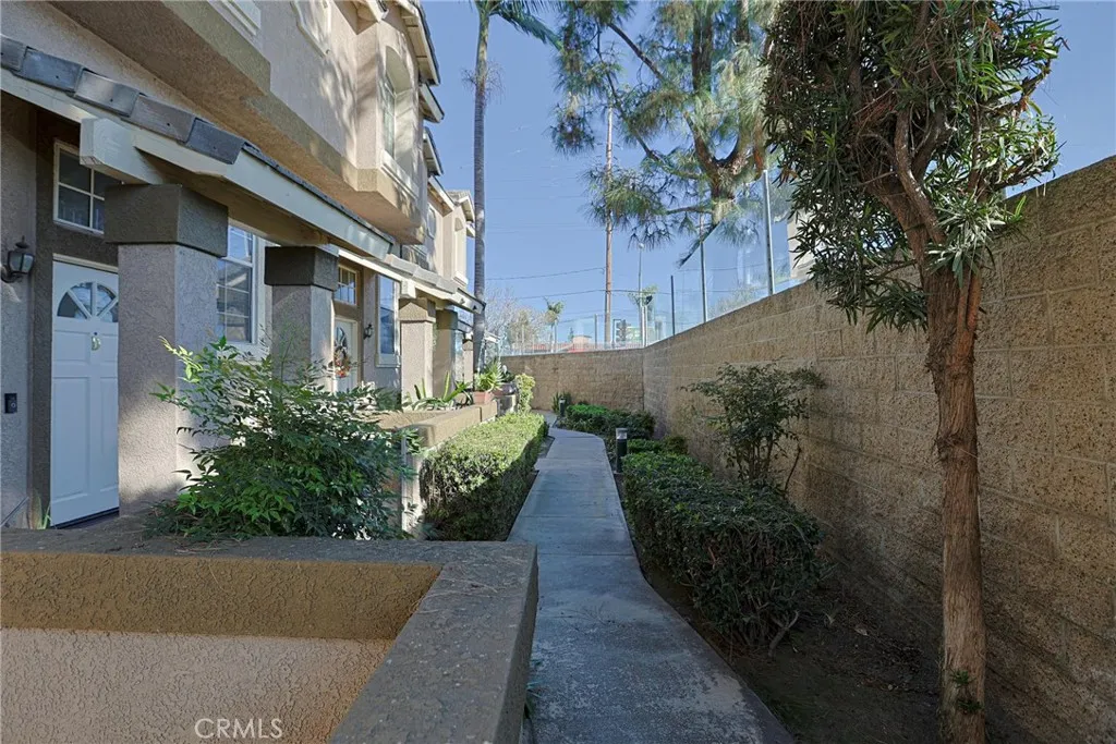 Additional image 37 of 339 S Van Buren Street Unit D, Placentia, CA 92870