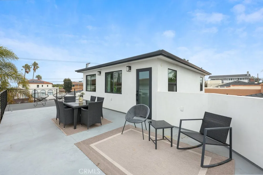 Additional image 39 of 4434 Santa Monica Avenue, San Diego, CA 92107