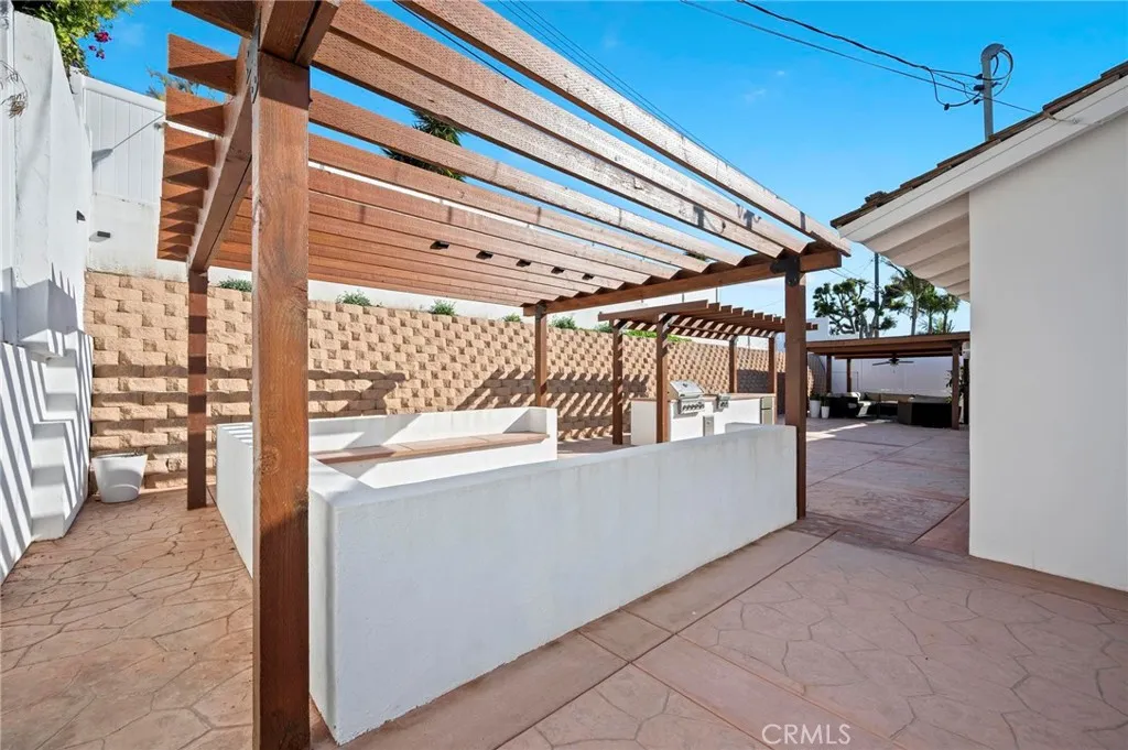 Additional image 52 of 5212 Reynier Avenue, Los Angeles, CA 90056