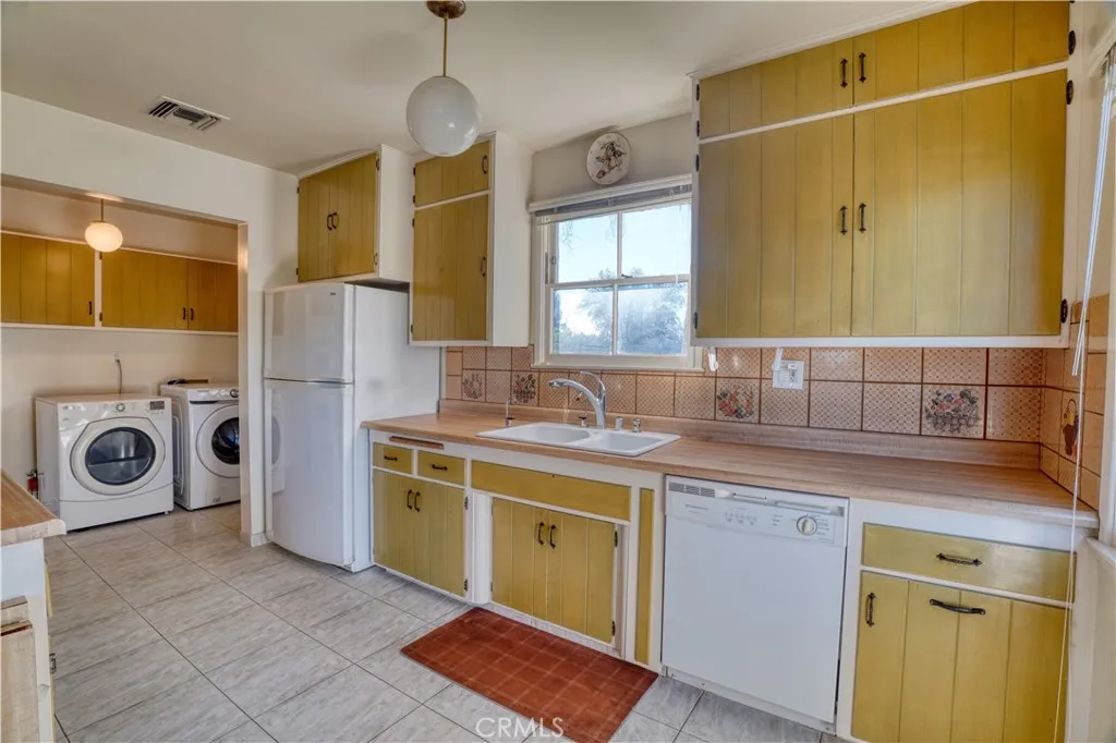 Additional image 47 of 9529 Lemona, North Hills, CA 91343