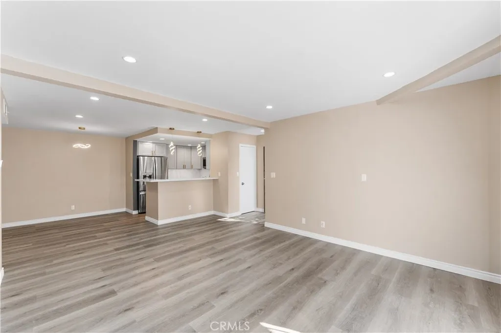 Additional image 69 of 15511 Sherman Way Unit 1, Van Nuys, CA 91406