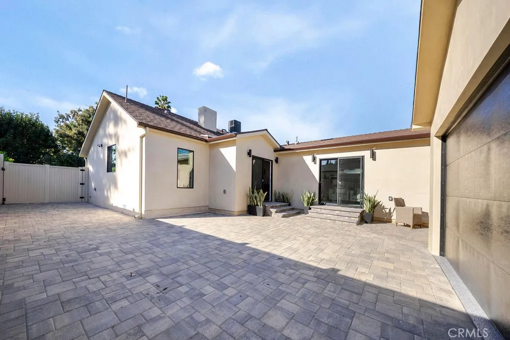 Additional image 102 of 5700 Vista Del Monte, Sherman Oaks, CA 91411