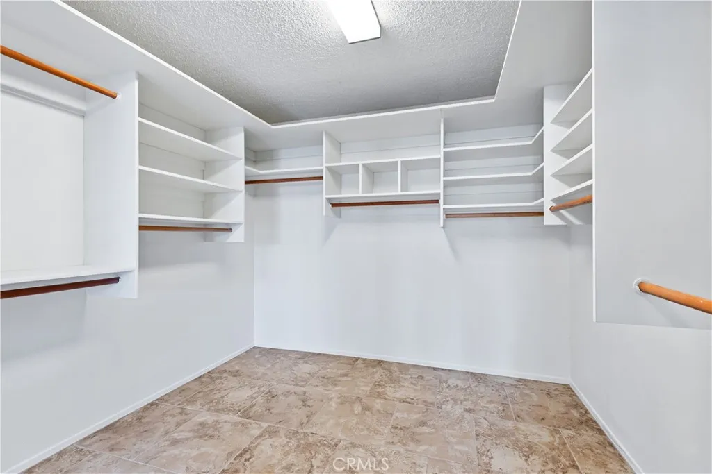 Additional image 11 of 5115 Kester Unit 202, Sherman Oaks, CA 91403