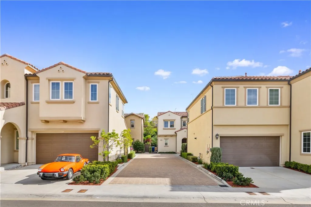 Additional image 2 of 20611 W Chestnut Circle, Porter Ranch, CA 91326