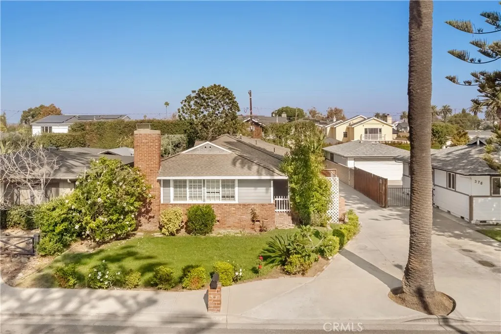370 E 19th St, Costa Mesa, CA 92627